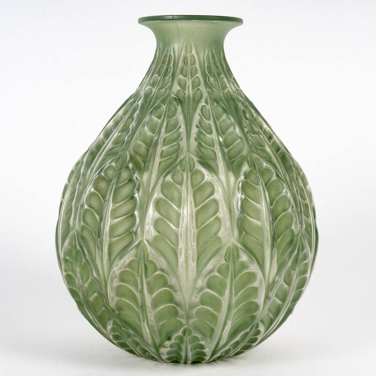 1927 René Lalique - Vase Malesherbes Verre Blanc Patiné Vert