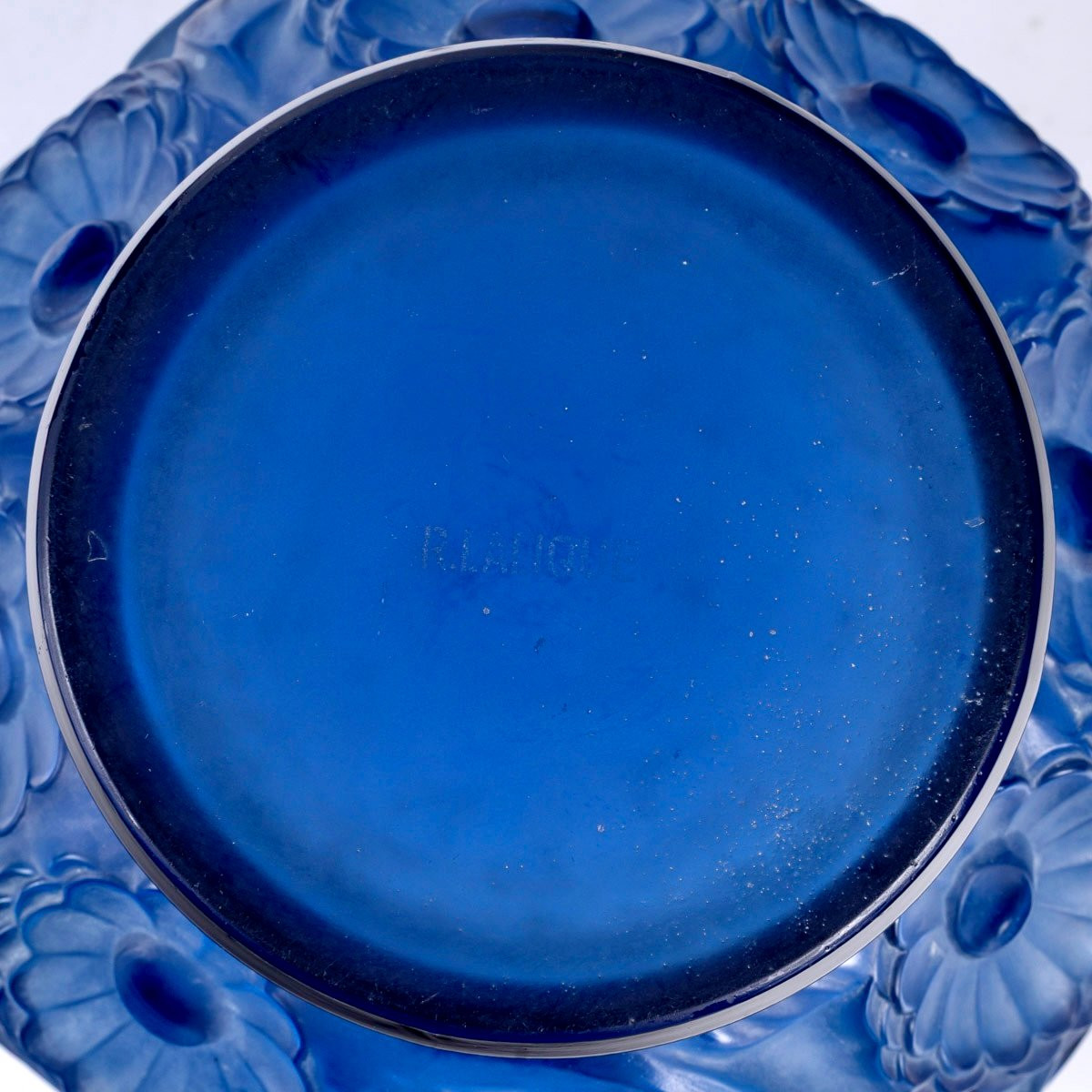 1930 René Lalique - Vase Soucis Navy Blue Glass With White Patina-photo-2