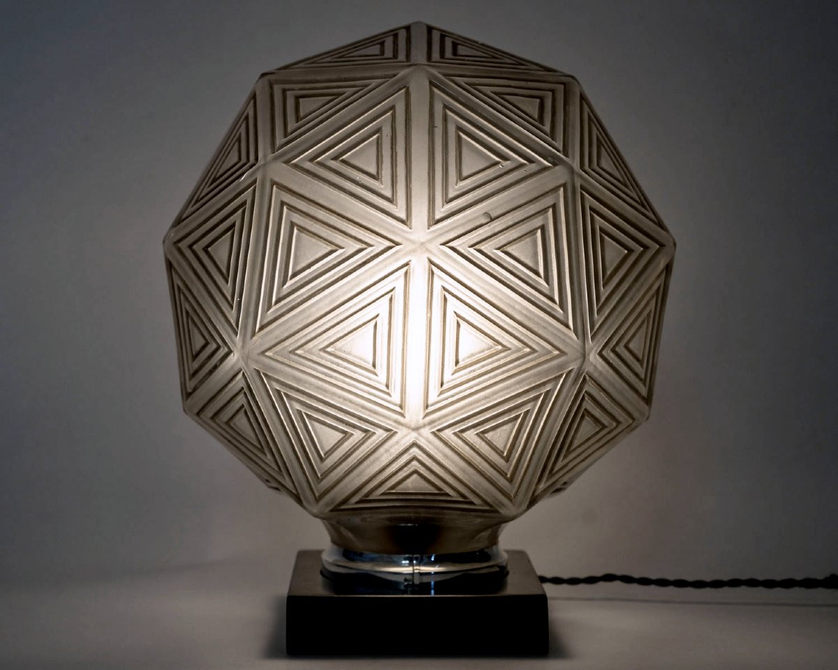 1925 René Lalique - Art Deco Table Lamp Nanking Glass With Grey Patina-photo-1