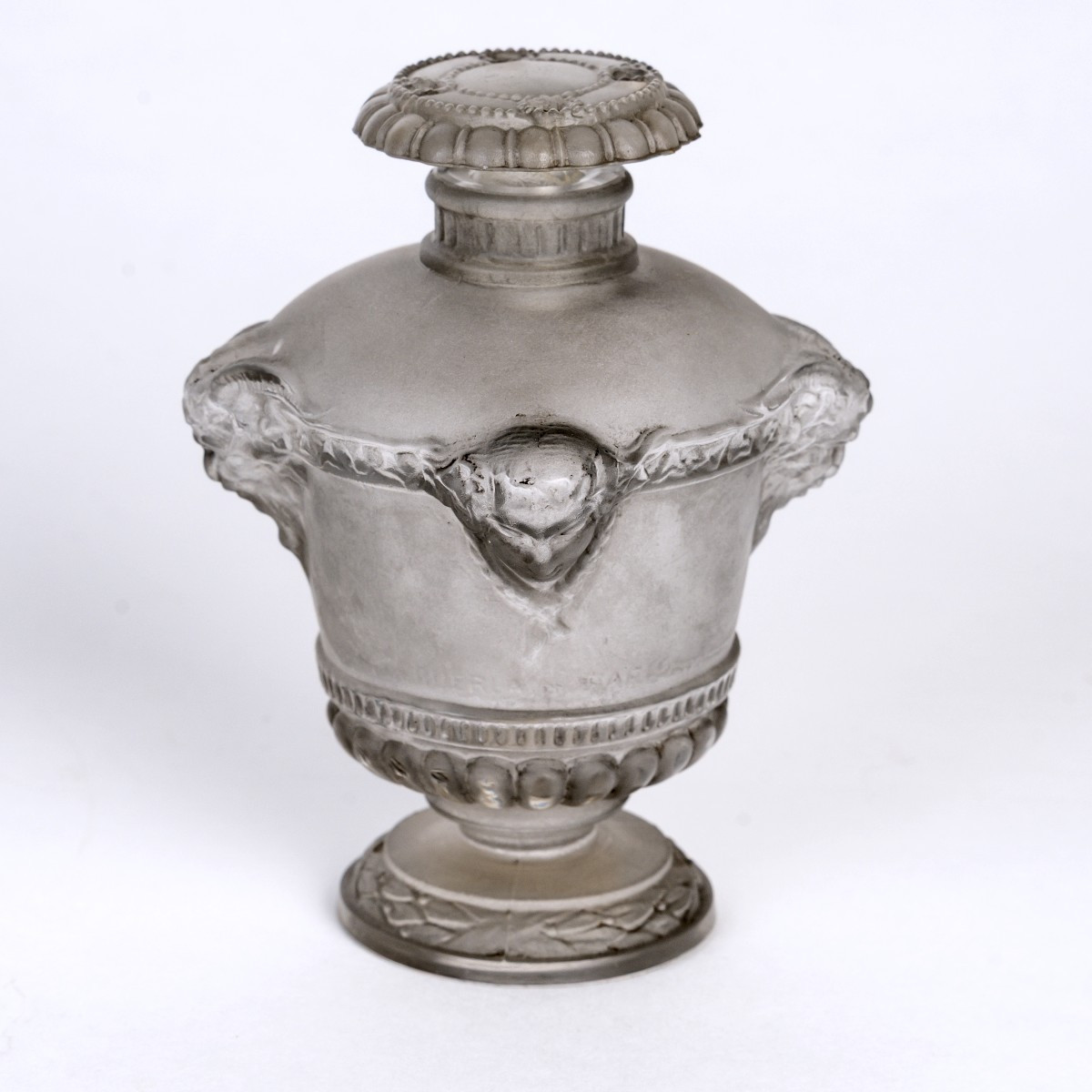 1925 René Lalique - Flacon Bouquet de Faunes Verre Blanc Patiné Gris pour Guerlain
