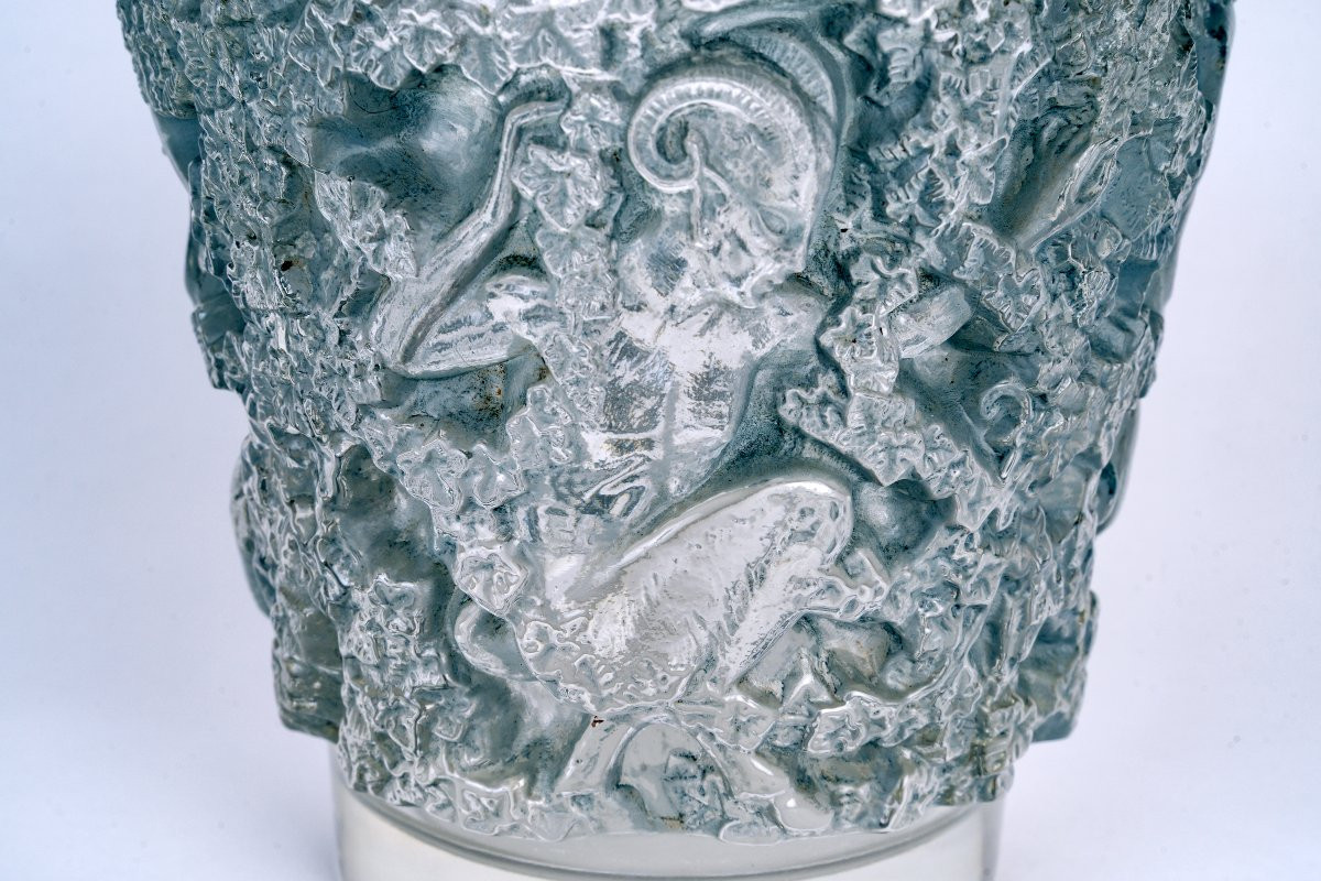 1938 René Lalique - Vase Bacchus Verre Blanc Patiné Bleu-photo-4