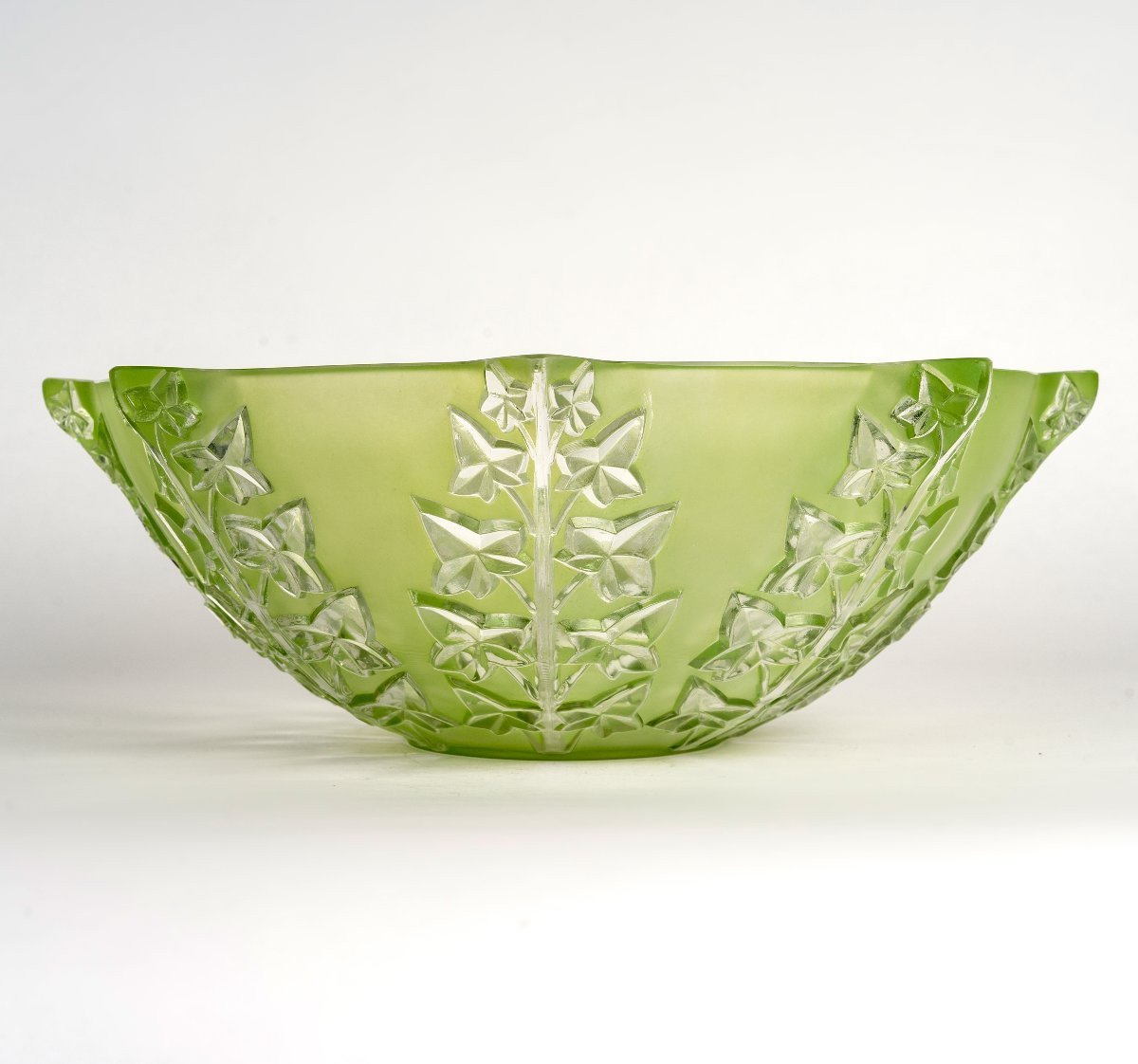 1927 René Lalique - Bowl Lierre Ivy Glass With Green Patina-photo-3