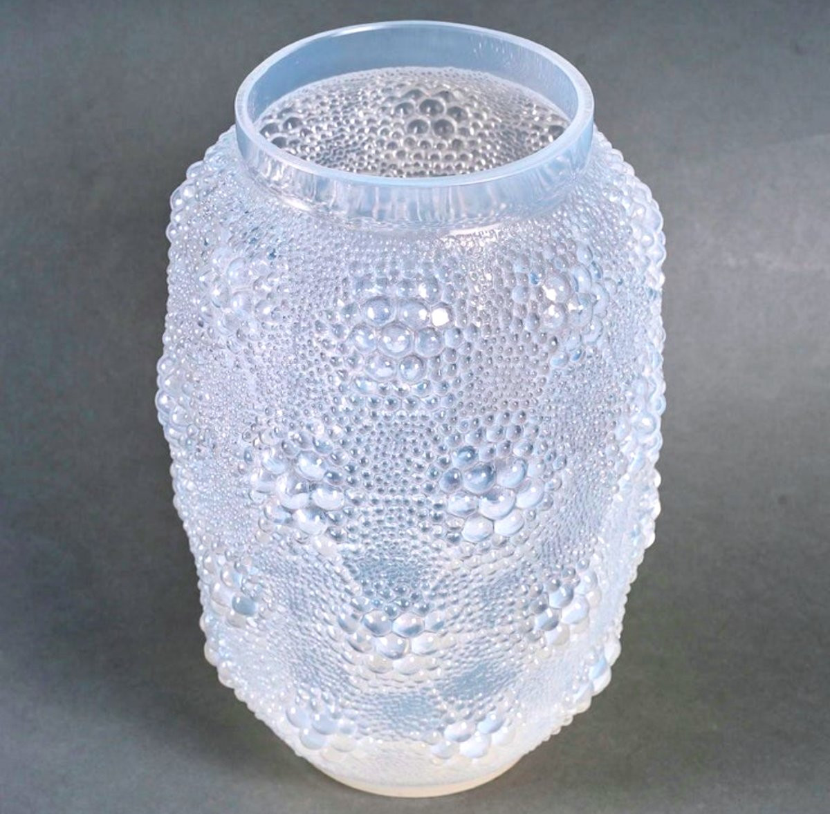 1932 René Lalique - Paire de Vases Art Déco Davos Verre Opalescent-photo-3
