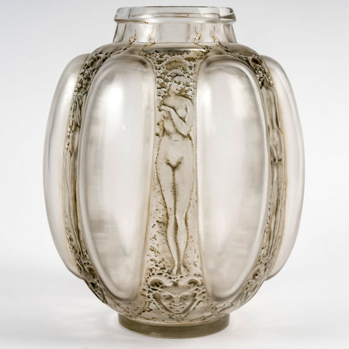 1912 René Lalique - Vase Six Figurines et Masques Verre Blanc Patiné Gris Vert-photo-4