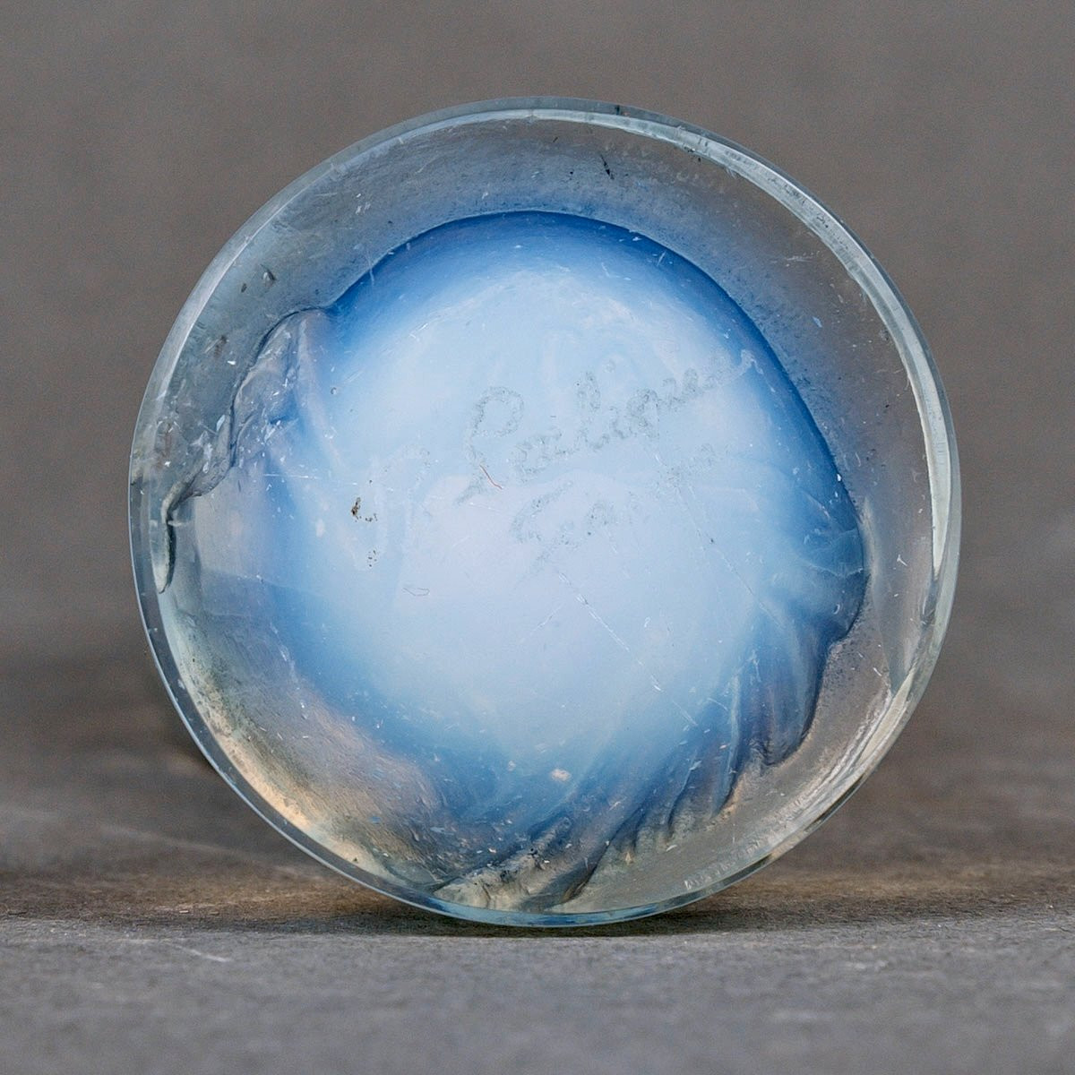 1912 René Lalique - Statuette Moyenne Voilée Verre Opalescent Patiné Bleu-photo-3