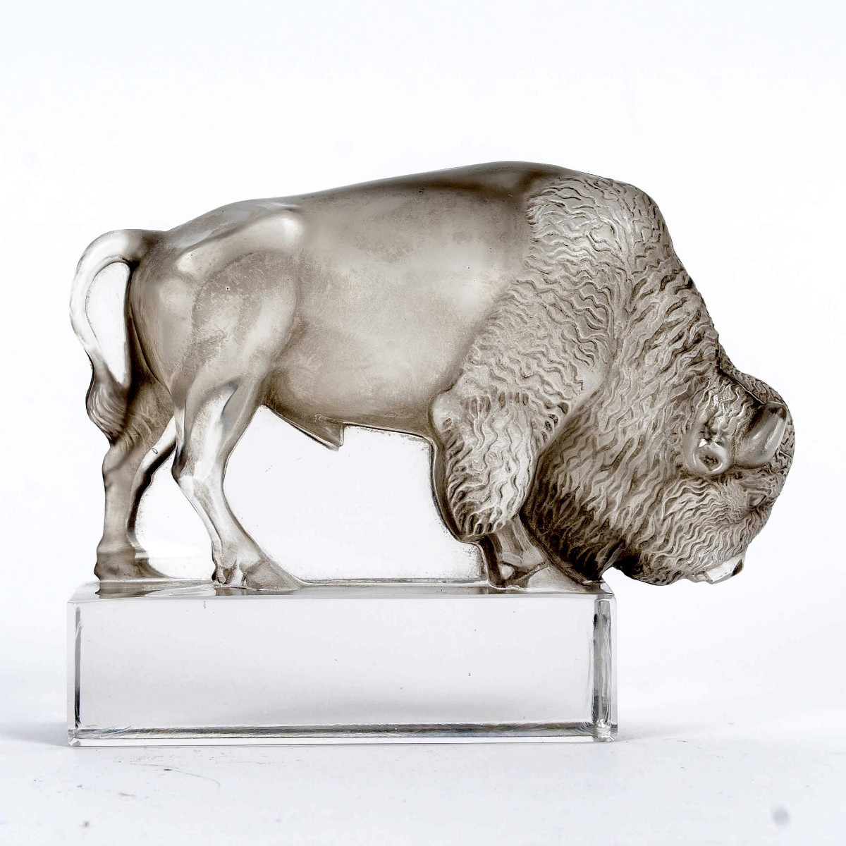 1931 René Lalique - Presse Papiers Bison Verre Blanc Patiné Gris