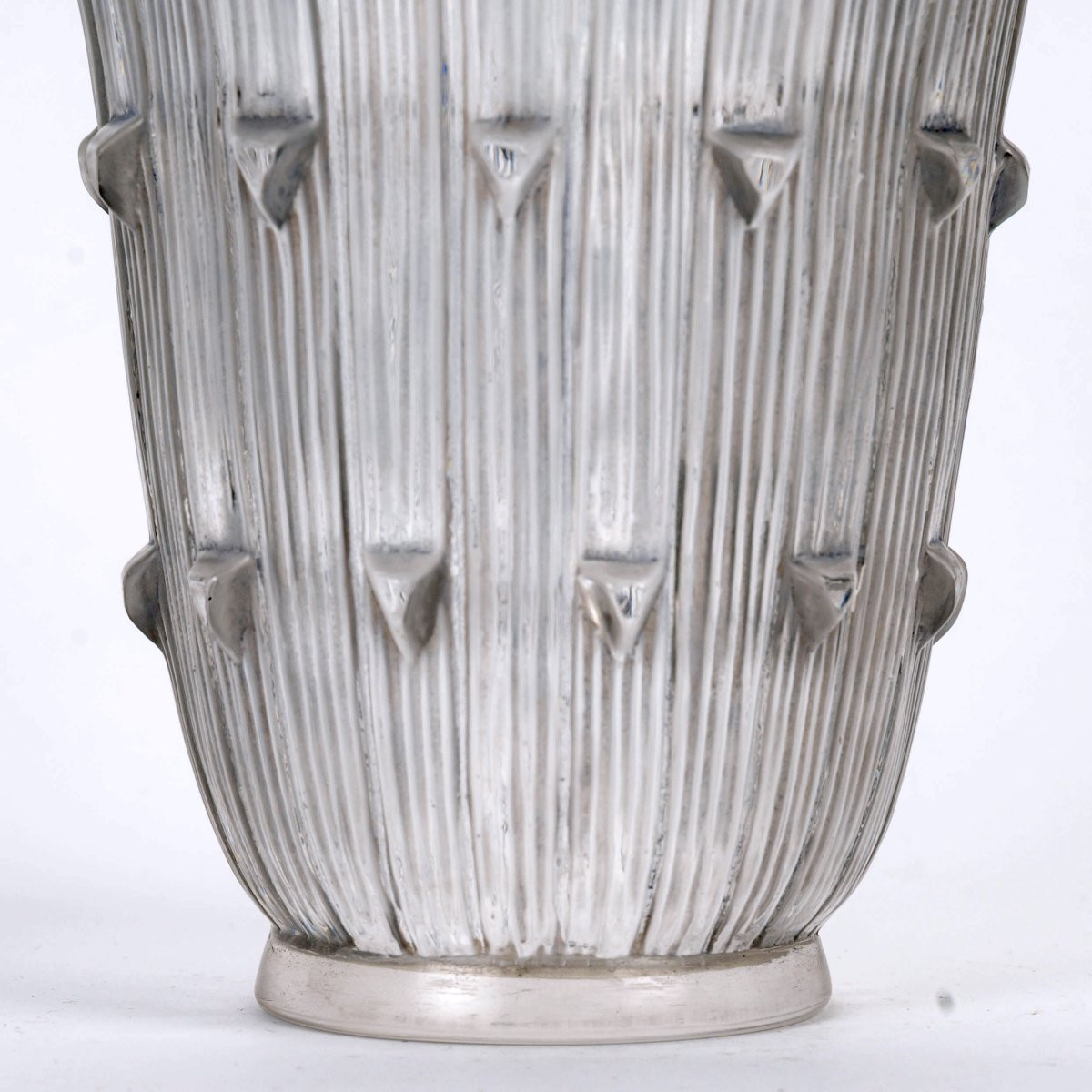 1926 René Lalique - Vase Bellis Verre Blanc Patiné Gris Bleu-photo-4