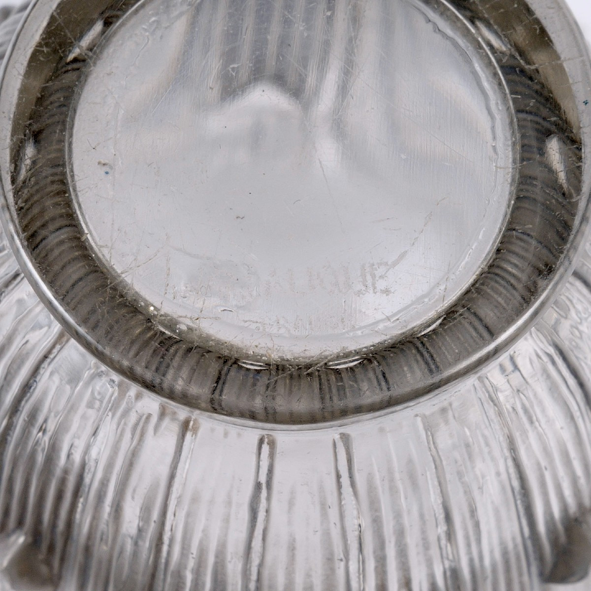 1926 René Lalique - Vase Bellis Verre Blanc Patiné Gris Bleu-photo-1