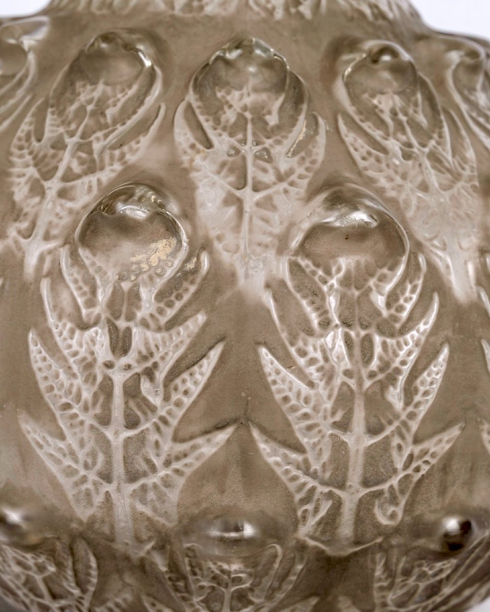 1912 René Lalique - Vase Fougères Verre Blanc Patiné Gris-photo-4