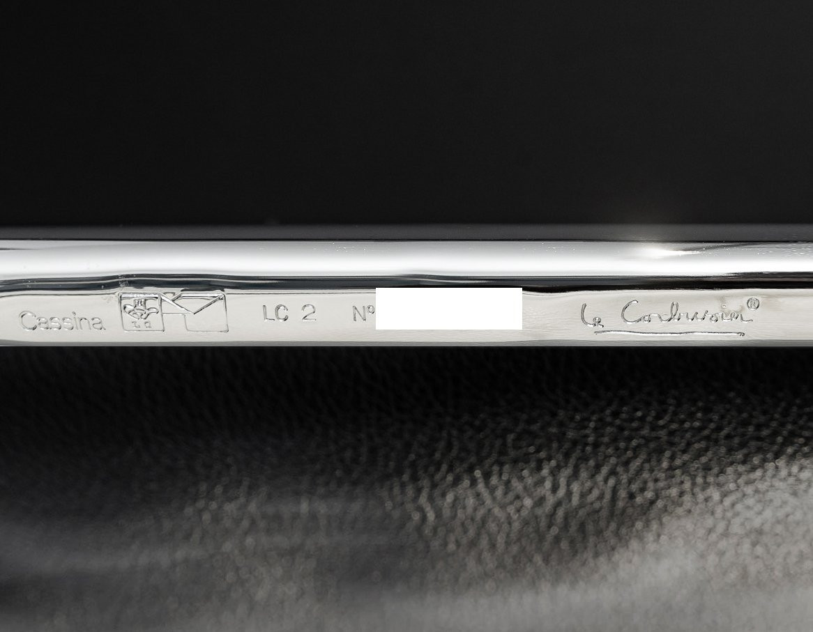 Le Corbusier, Perriand, Jeanneret - Cassina - Canapé LC2 Cuir Noir 2 places-photo-3