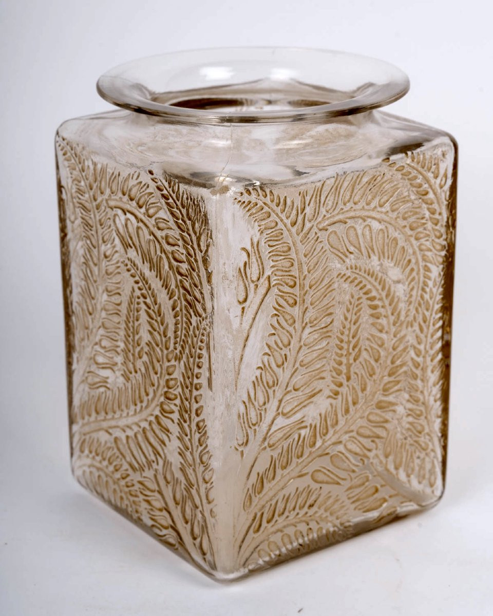 1926 René Lalique - Vase Myrrhis Verre Blanc Patiné Sépia-photo-2