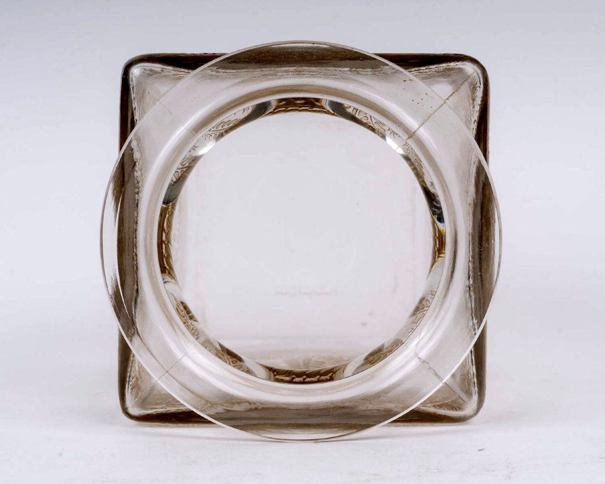 1926 René Lalique - Vase Myrrhis Verre Blanc Patiné Sépia-photo-3