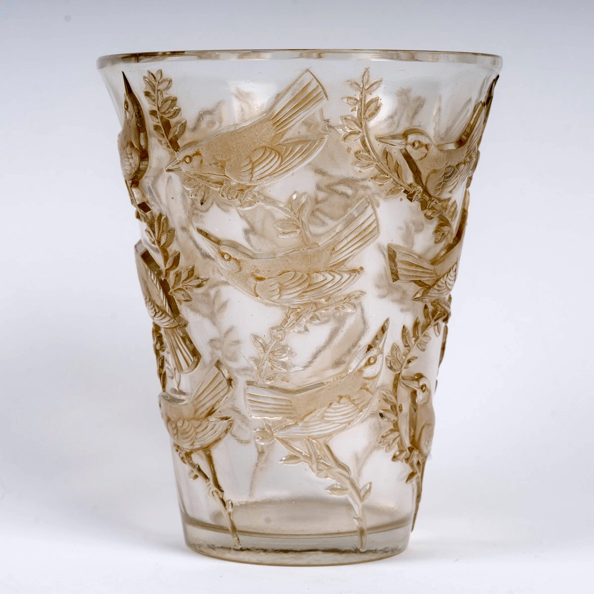 1938 René Lalique - Vase Grives Verre Blanc Patiné Sépia