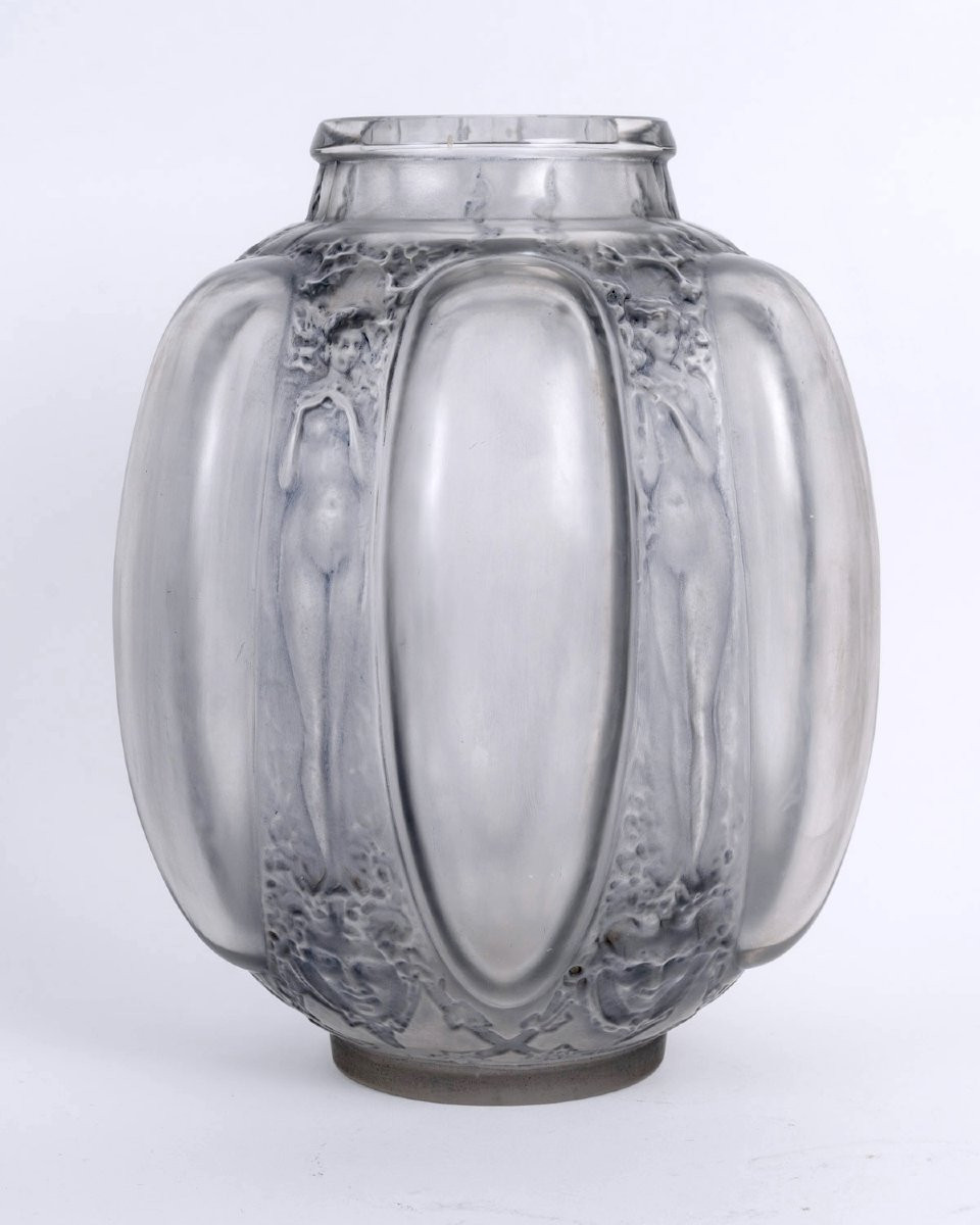 1912 René Lalique - Vase Six Figurines et Masques Verre Blanc Patiné Bleu-photo-4