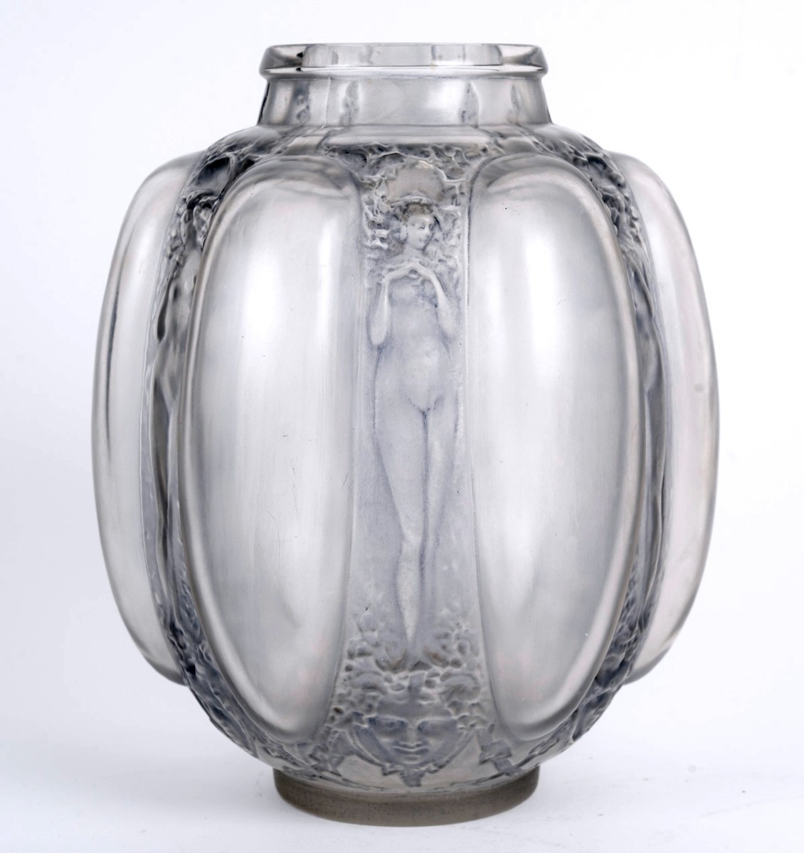 1912 René Lalique - Vase Six Figurines et Masques Verre Blanc Patiné Bleu