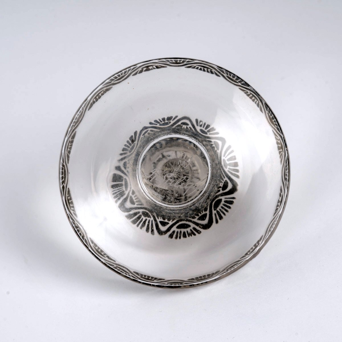 1912 René Lalique - Flacon Lentilles Verre Blanc Patiné Noir-photo-3