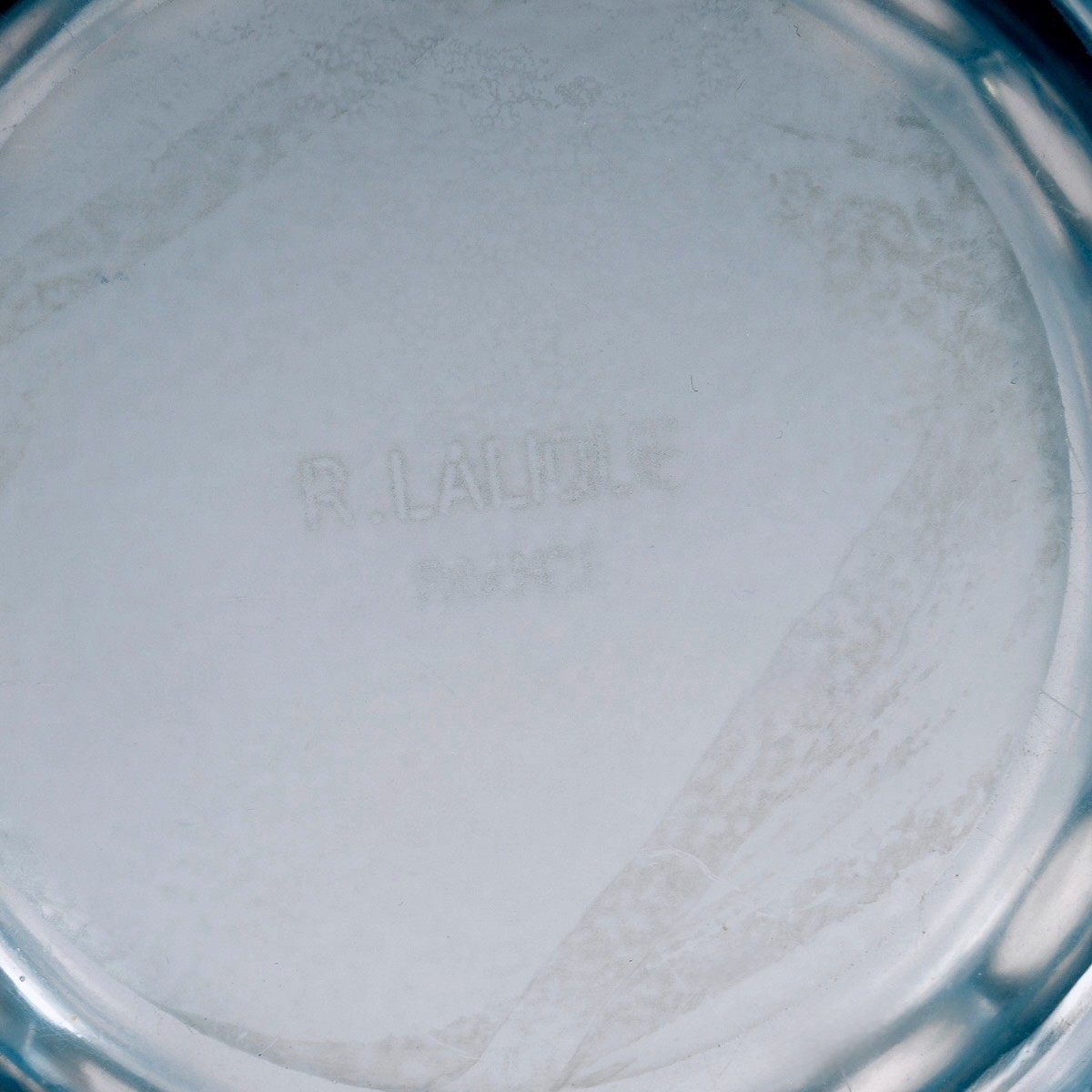 1930 René Lalique - Vase Montmorency Cerises Verre Blanc Patiné Bleu -photo-1