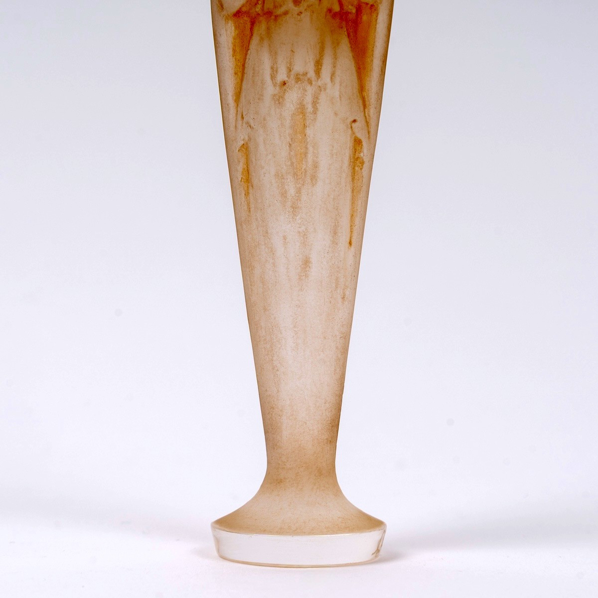 1920 René Lalique - Seal Stamped Figurine Mains Jointes Glass With Sepia Patina-photo-1