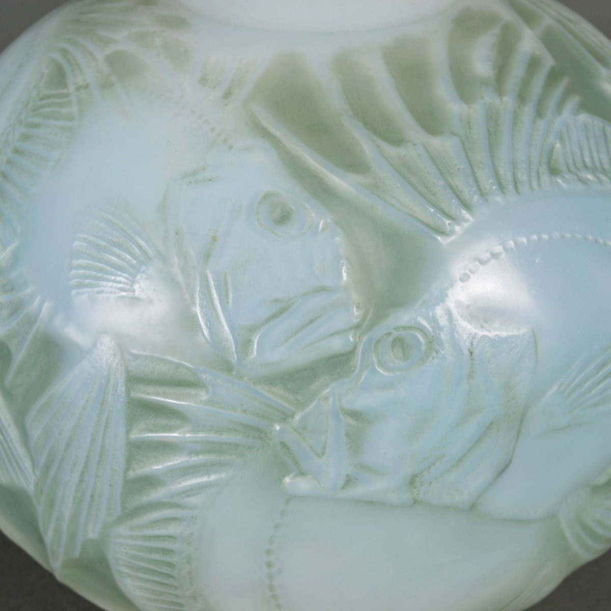 1921 René Lalique - Vase Poissons Verre Opalescent Patiné Vert-photo-1
