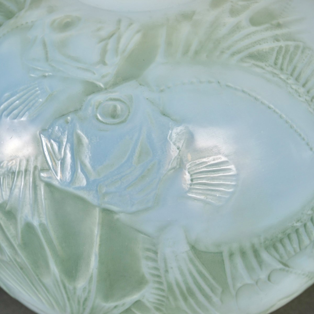 1921 René Lalique - Vase Poissons Verre Opalescent Patiné Vert-photo-2