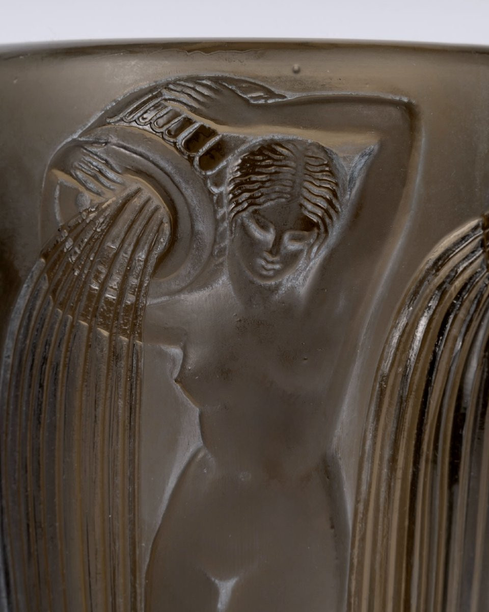 1926 René Lalique - Vase Danaides Smoked Topaz Glass With White Patina-photo-1