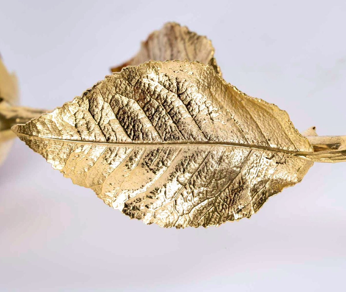 Daum France - Eternal Rose Orange Glass Pate De Verre And Gilt Bronze-photo-1