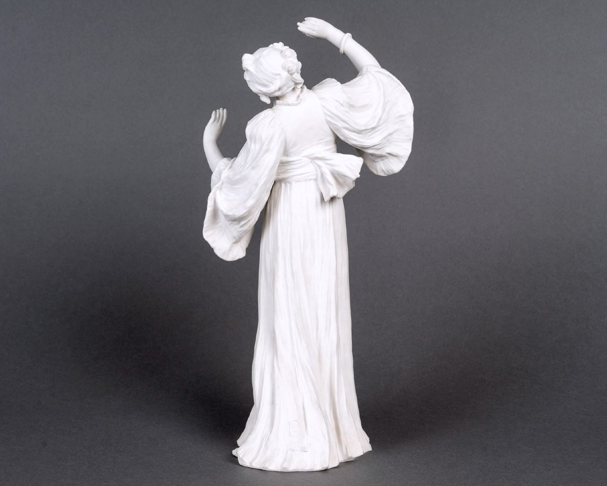 Agathon Léonard et Sèvres - Sculpture Statuette Danseuse avec Bracelet Porcelaine-photo-4