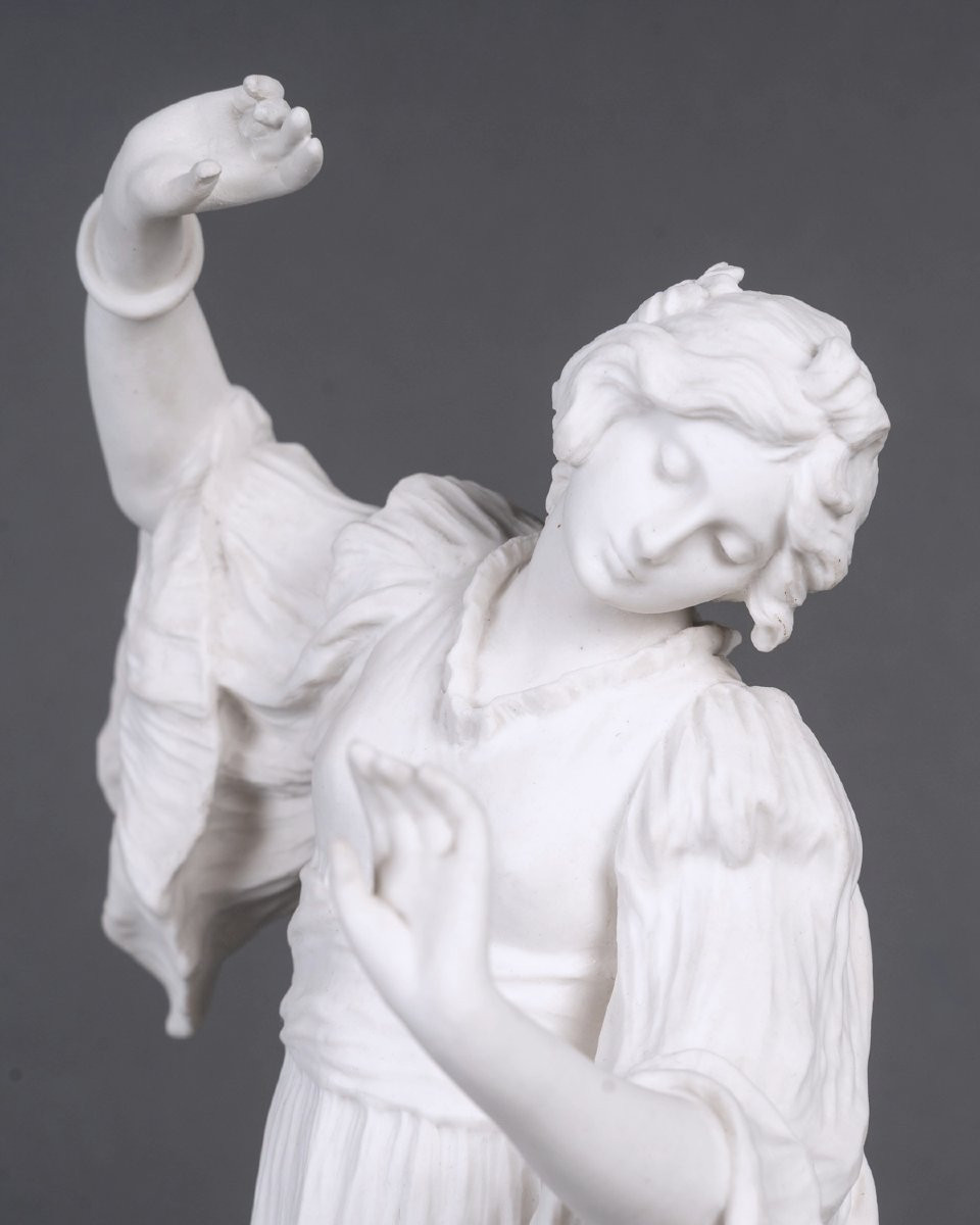 Agathon Léonard et Sèvres - Sculpture Statuette Danseuse avec Bracelet Porcelaine-photo-1