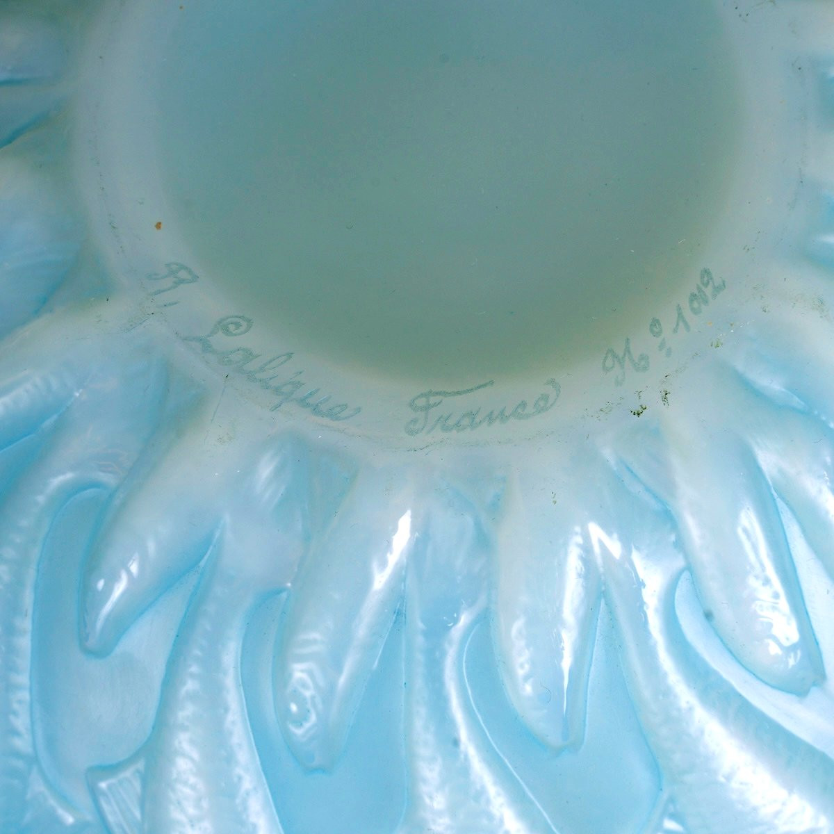 1927 René Lalique - Vase Marisa Cased Opalescent Glass With Blue Patina-photo-1