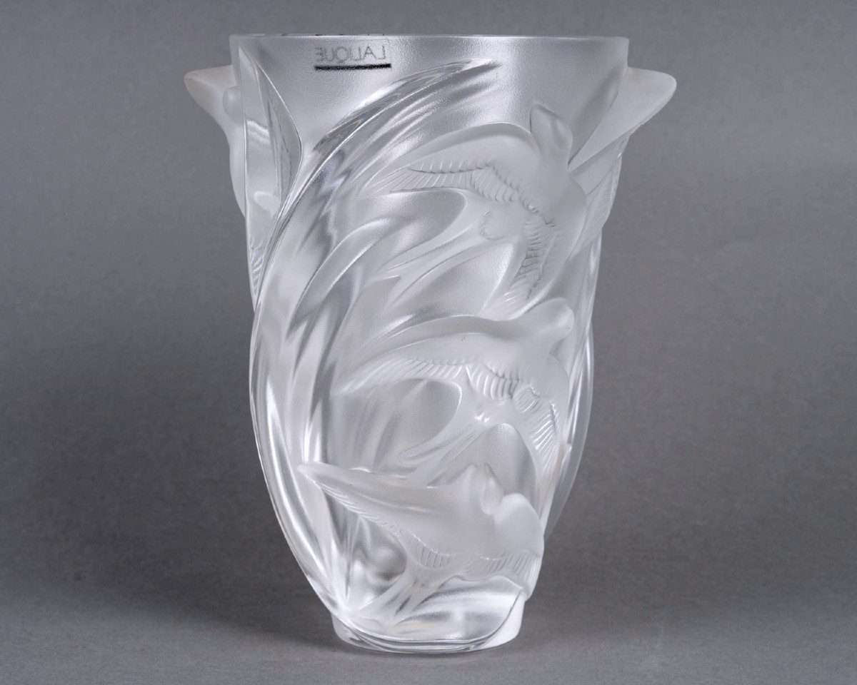 1982 Marie Claude Lalique - Vase Martinet Crystal - New