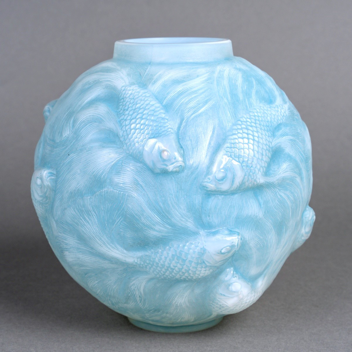 1924 René Lalique - Vase Formose Opalescent Glass With Blue Patina