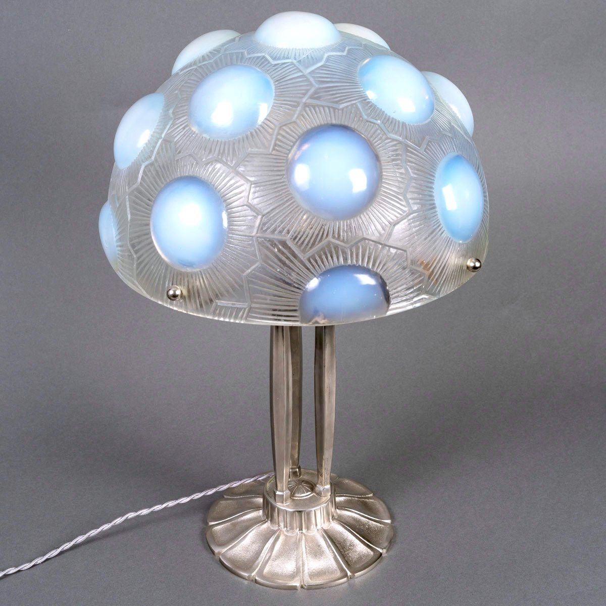 1926 René Lalique - Paire de Lampes Soleil Verre Opalescent-photo-2