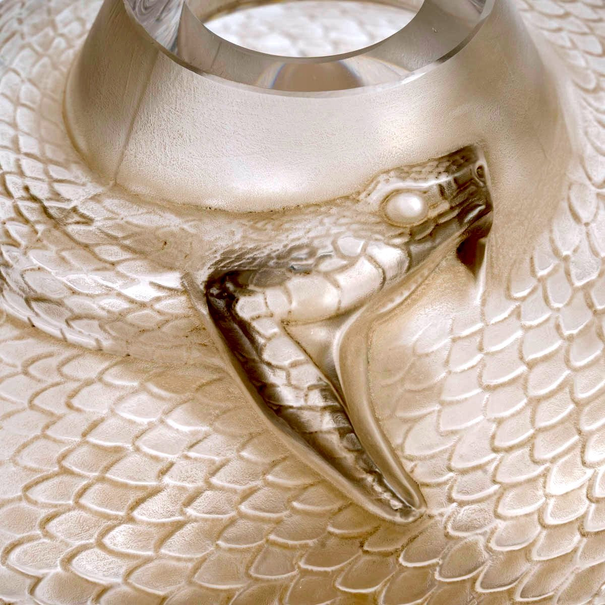 1924 René Lalique - Vase Serpent Verre Blanc Patiné Sépia-photo-4