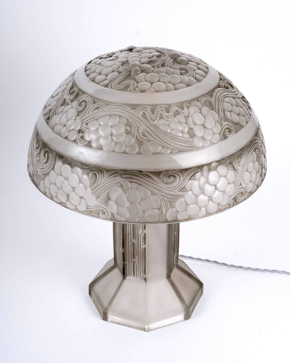 1926 René Lalique - Lampe Saint-Vincent Verre Blanc Patiné Gris-photo-2