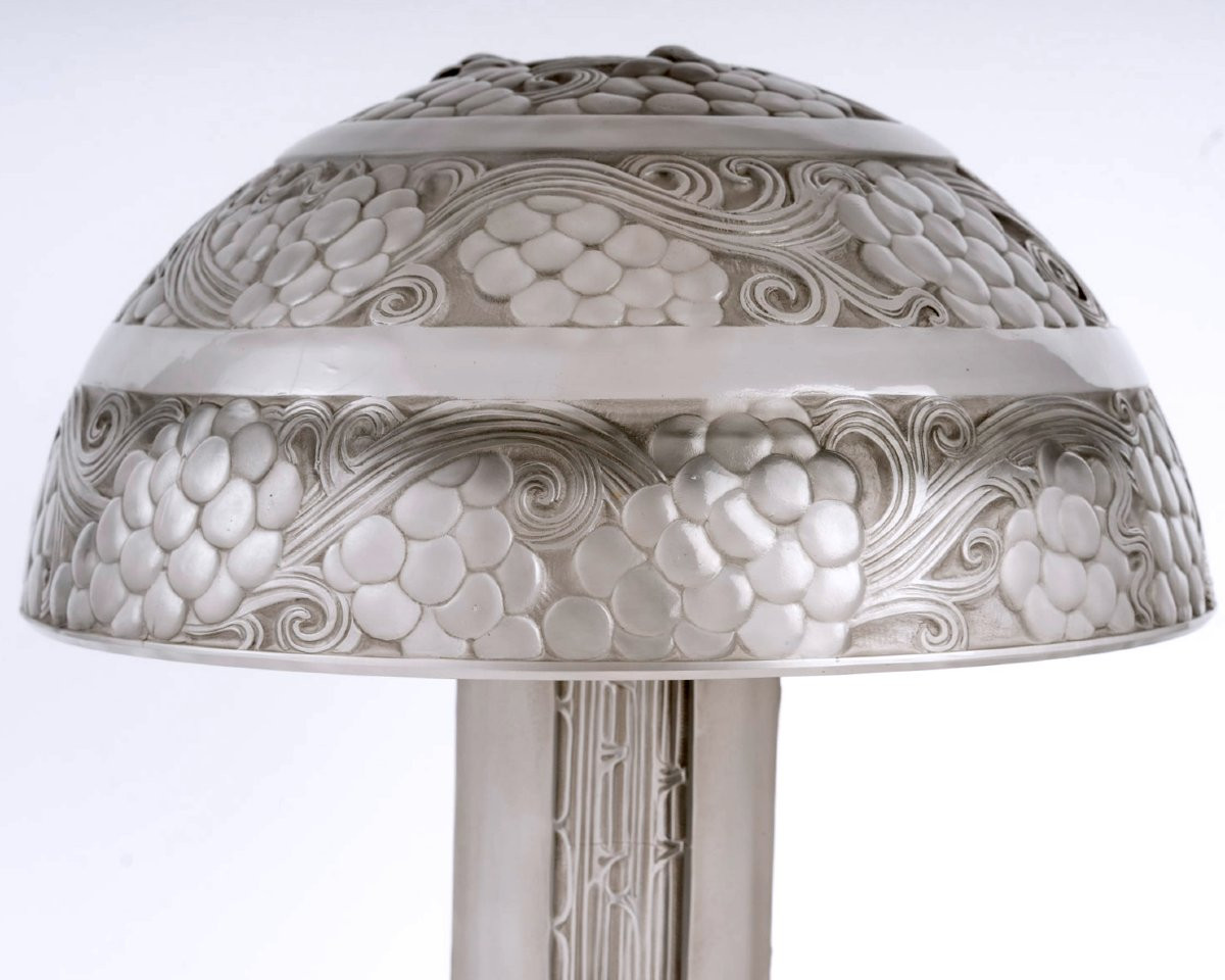 1926 René Lalique - Lampe Saint-Vincent Verre Blanc Patiné Gris-photo-3