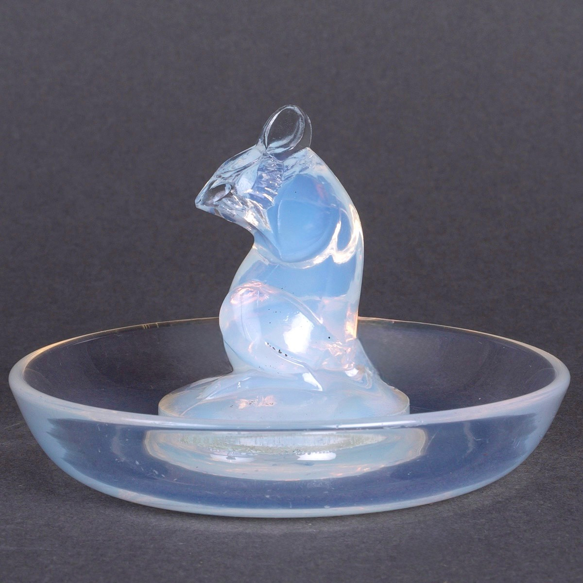 1925 René Lalique - Ashtray Pintray Souris Mouse Opalescent Glass