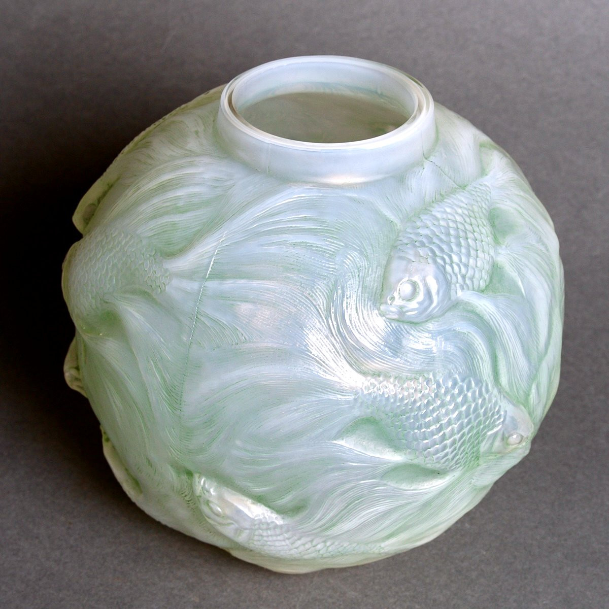1924 René Lalique - Vase Formose Verre Opalescent Patiné Vert-photo-3
