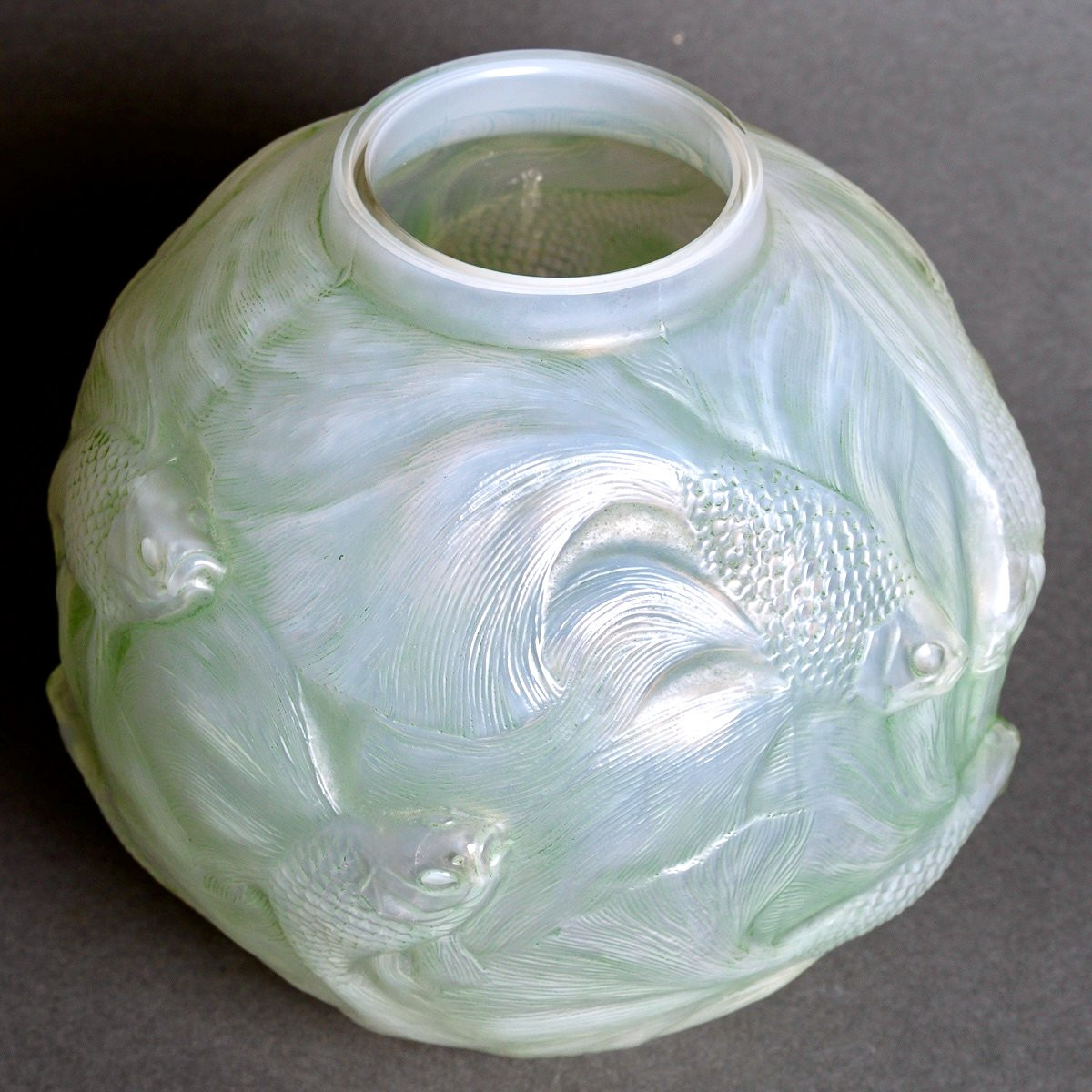1924 René Lalique - Vase Formose Verre Opalescent Patiné Vert-photo-4