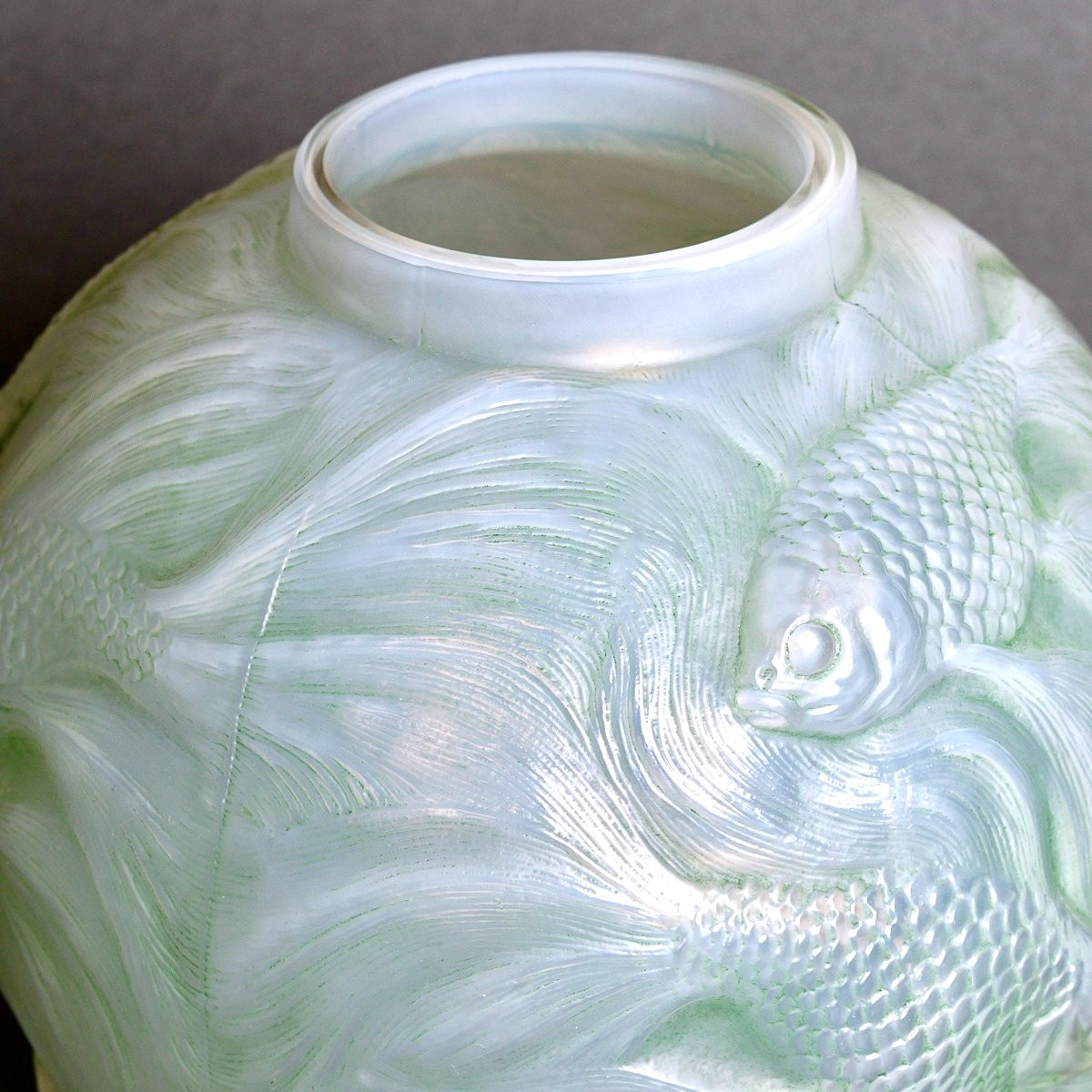 1924 René Lalique - Vase Formose Verre Opalescent Patiné Vert-photo-1