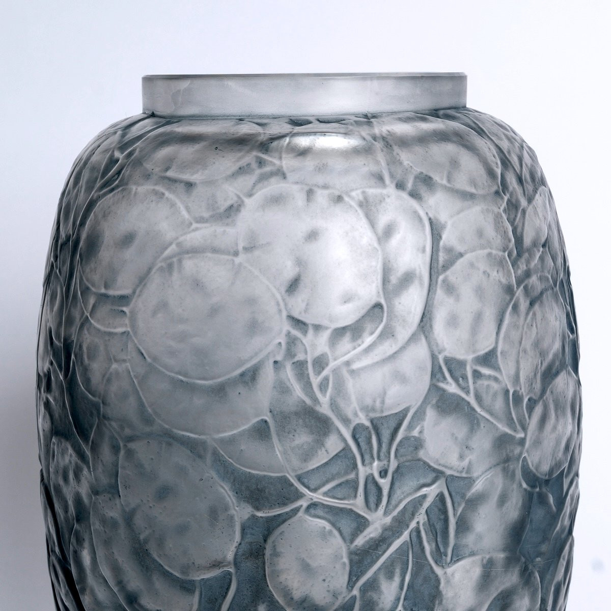 1914 René Lalique - Vase Monnaie Du Pape Verre Blanc Patiné Bleu-photo-4