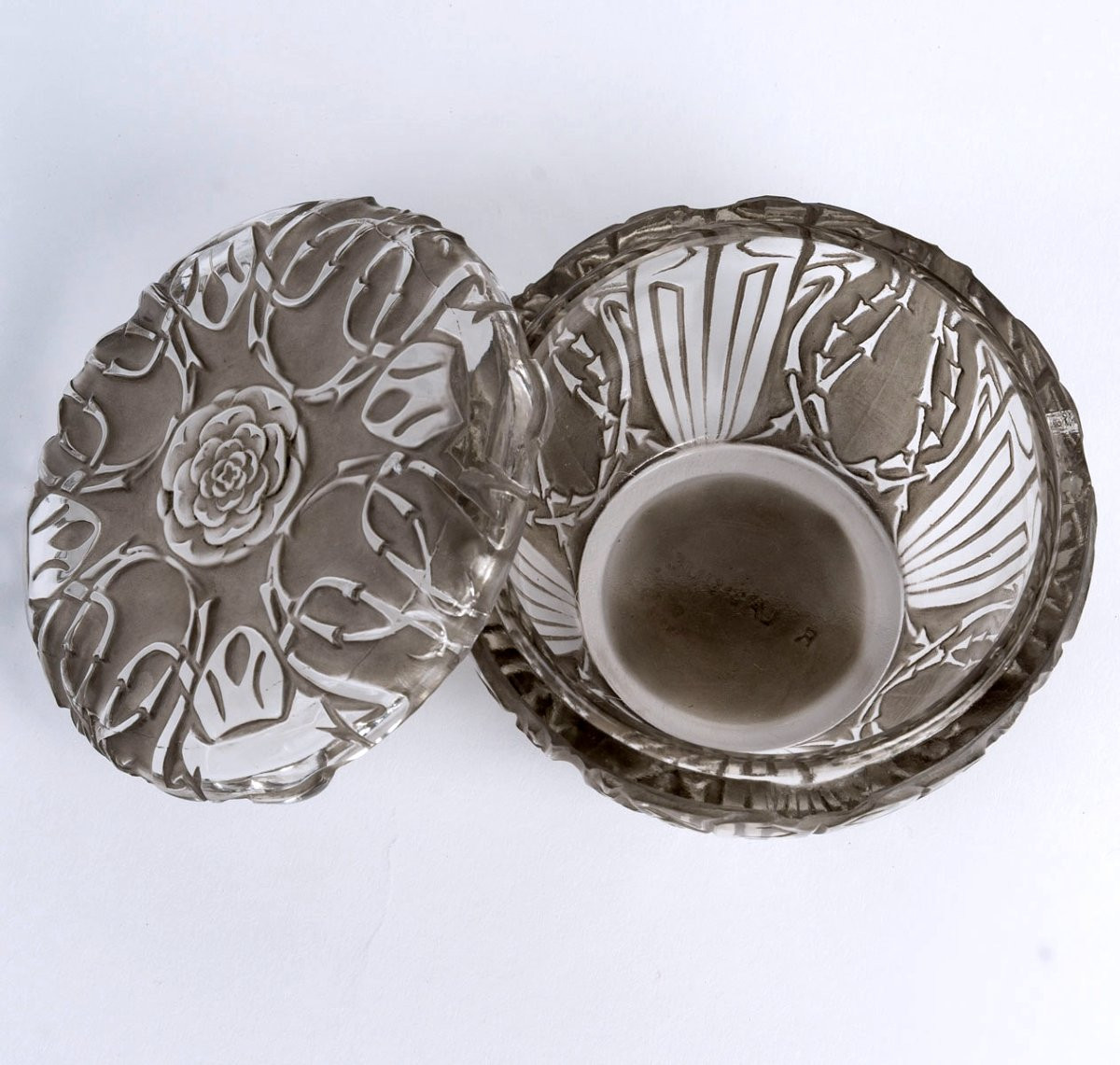 1911 René Lalique - Boîte Quatre Scarabées Verre Blanc Patiné Gris-photo-3