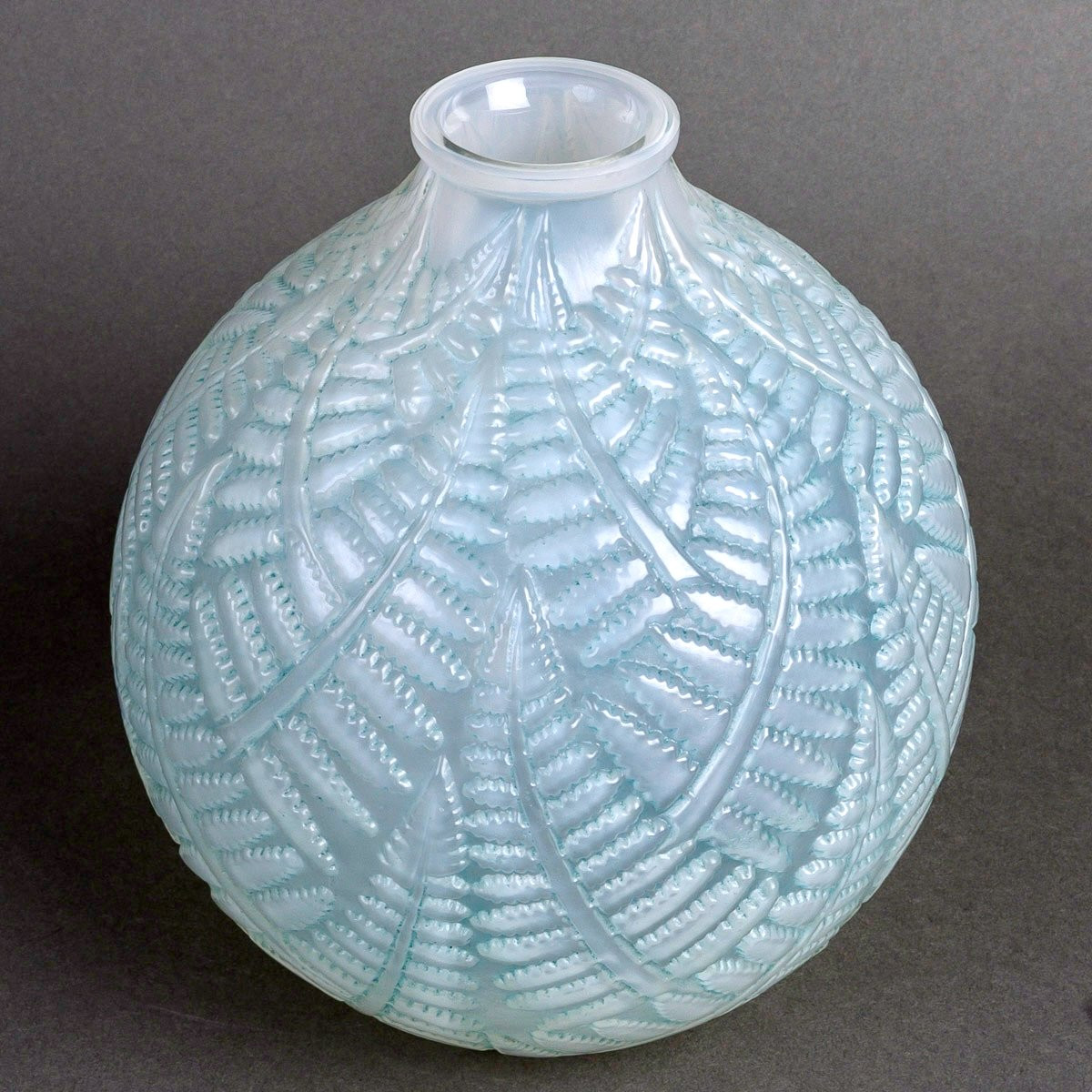 1927 René Lalique - Vase Espalion Verre Opalescent Patiné Bleu-photo-4