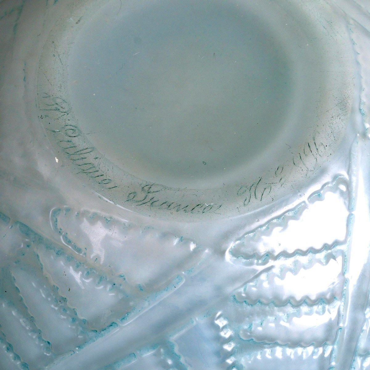 1927 René Lalique - Vase Espalion Verre Opalescent Patiné Bleu-photo-3