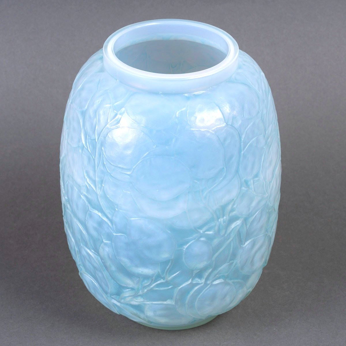 1914 René Lalique - Vase Monnaie Du Pape Opalescent Glass With Blue Patina-photo-4