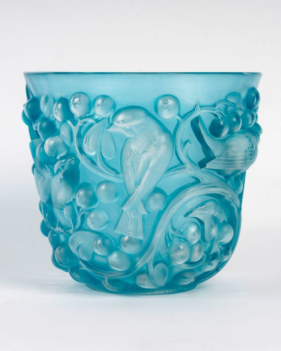 1927 René Lalique - Vase Avallon Verre Blanc Patiné Bleu Electrique