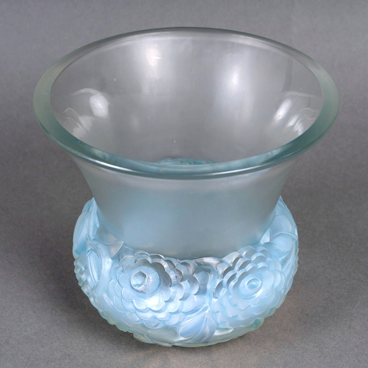 1930 René Lalique - Vase Renoncules Opalescent Glass With Blue Patina-photo-4