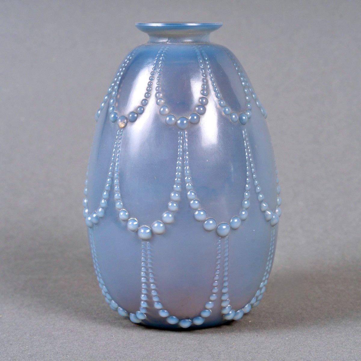 1925 René Lalique - Vase Perles Verre Agate Gris Opalescent