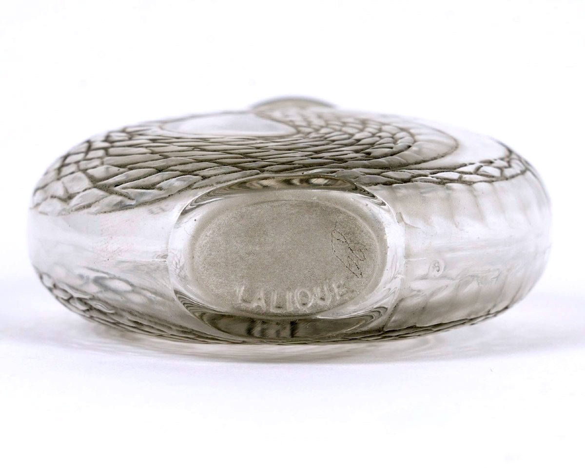 1920 René Lalique - Flacon Serpent Verre Blanc Patiné Gris-photo-3