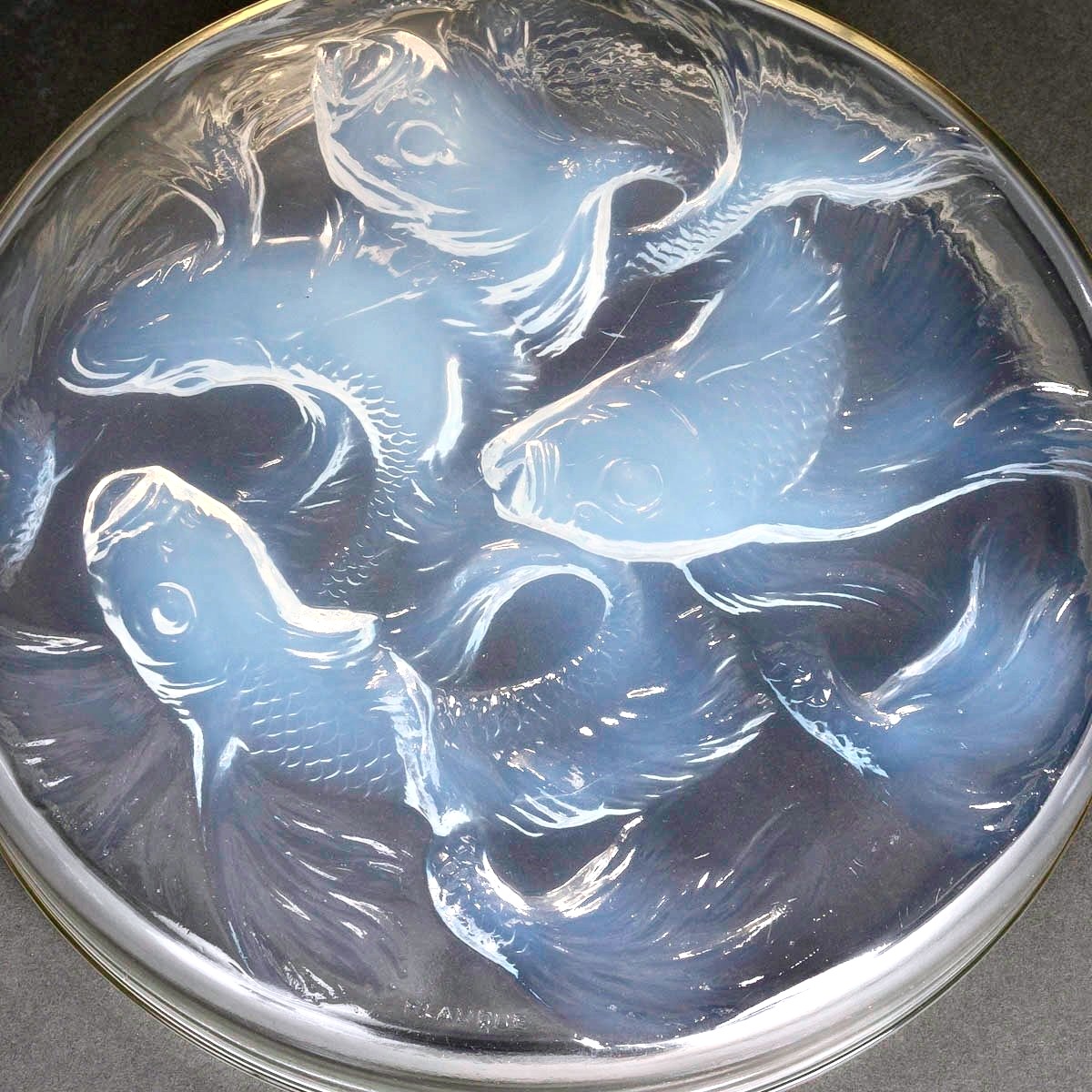 1921 René Lalique - Box Cyprins Fishes Opalescent Glass-photo-1
