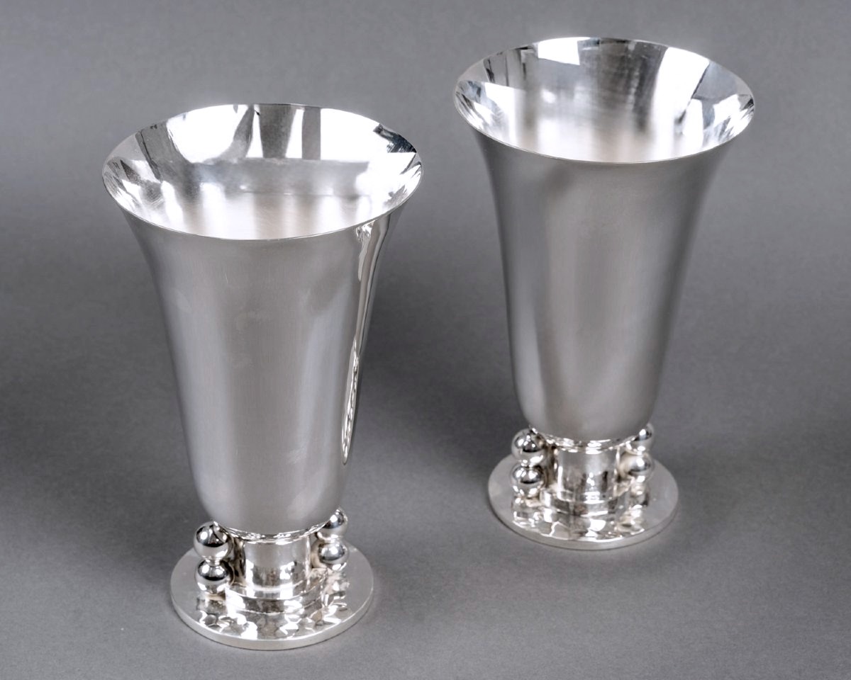 Jean Desprès - Paire de Vases Moderniste Métal Argenté Martelé-photo-2